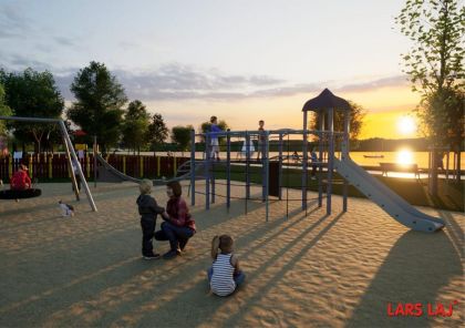 Aire de jeux en métal dans le parc